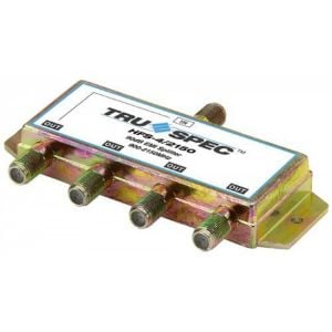 Divisor de 4 salidas para satélite, con paso por un puerto